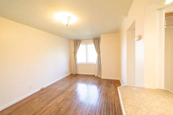 $900 / 1br - ¡Hermoso estudio ubicado en las colinas del norte de Berkeley! Camina a UCB (berkeley)64023720399618121