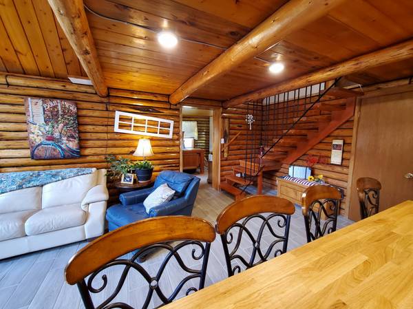 $749,500 / 4br - 2867ft2 - Log Cabin + New Guest studio Acreage Barn Garden Garage (Lincoln)63656993534595122