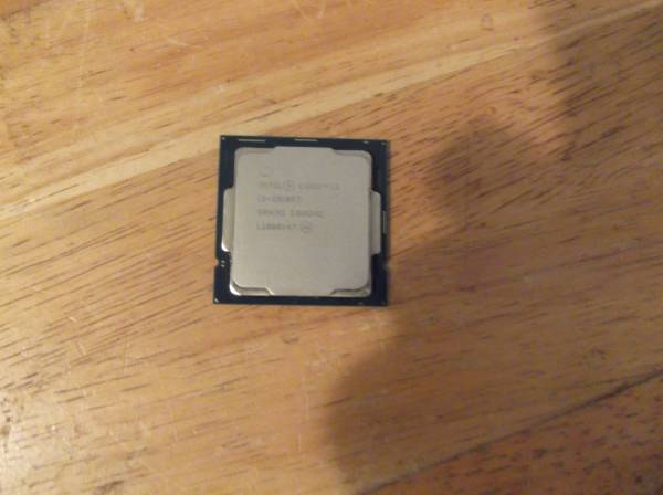 PCパーツ i3-10100T CPU 10th Gen Intel Core i3-10100T 3.0GHz 4-Cores 6MB LGA1200