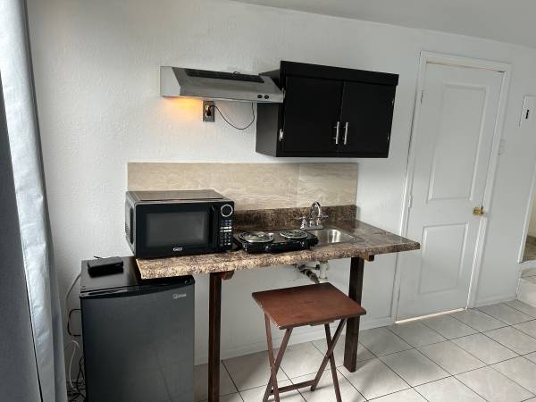$1,200 / 1br - Room for Rent (Chula Vista)63845975230593120