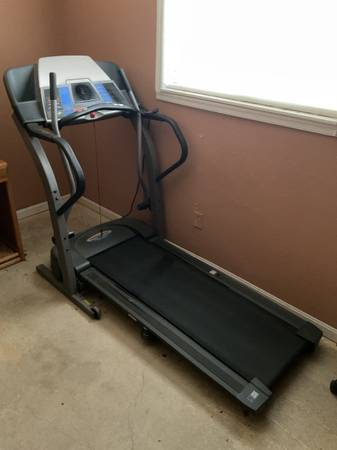 tread mill machine with belt 1