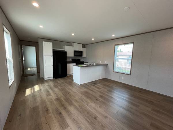 $88,995 / 3br - 1056ft2 - 2024 Built Modern Home - Easy Financing Options - Immediate Occupancy! (Sterling Heights)64018940544641120