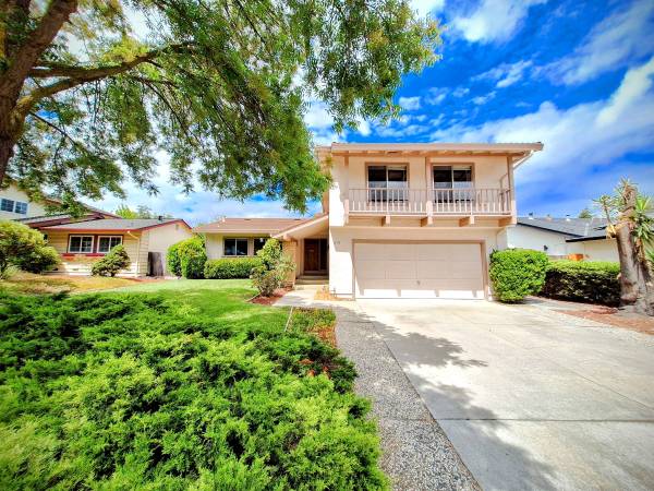 $4,695 / 4br - 1937ft2 - Tri-level 4bd House w/Large Yards @ 679 Timberpine Ave (sunnyvale)63940543778434120
