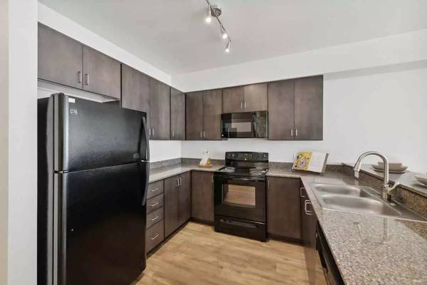 $1,499 / 1hab - 807ft2 - ¡Recién renovado! ¡Listo para mudarse! ¡No se lo pierda! (Portland)63831753189251124