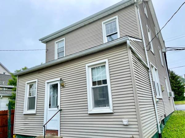 $1,699 / 3br - 1400ft2 - For Rent! 19 N 2nd St (New Freedom)63694927398913121