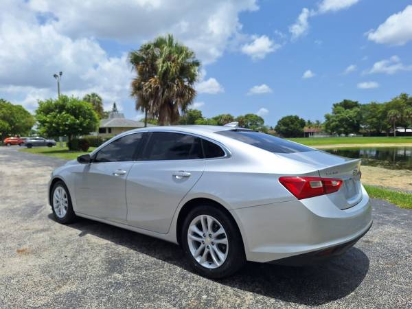 2017 Chevrolet Malibu 4dr - $10,90063620176797955123