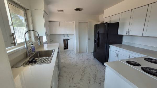 $1,595 / 3br - 1400ft2 - 8913 A Craw lane (Moses Lake)63793087430145121