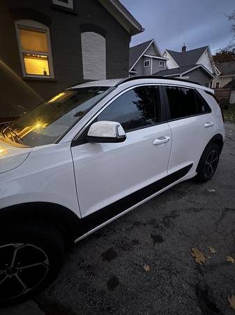 2025 KIA NIRO EX EV 1