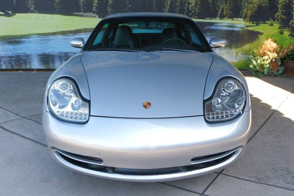 Porsche 911 Carrera cupé plateada 1999 - $24,995 (LLAME AL 323-380-1127 PARA DISPONIBILIDAD)63624678779011121