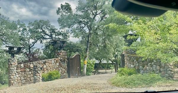 $900 / 1br - Profesional Médico de Viaje Habitación Privada Increíble / Entrada Privada (Redding, CA)63972532764547121