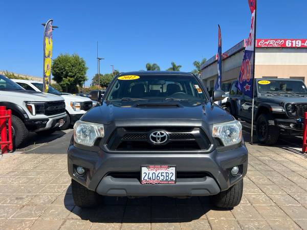 2012 Toyota Tacoma double cab - Photo 3