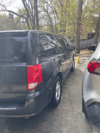 2012 Dodge grand caravan - $4,500 (Charlotte)63613465914499122