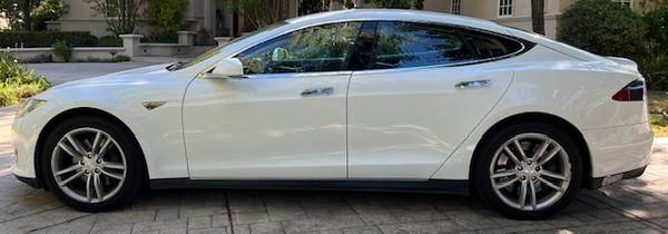Tesla Model S 85 2014 - $9,800 (dublin / pleasanton / livermore)63617509070595122