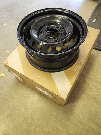 1 OEM Wheel Bronco or a Ranger 6x139.7 Lug 17" 1