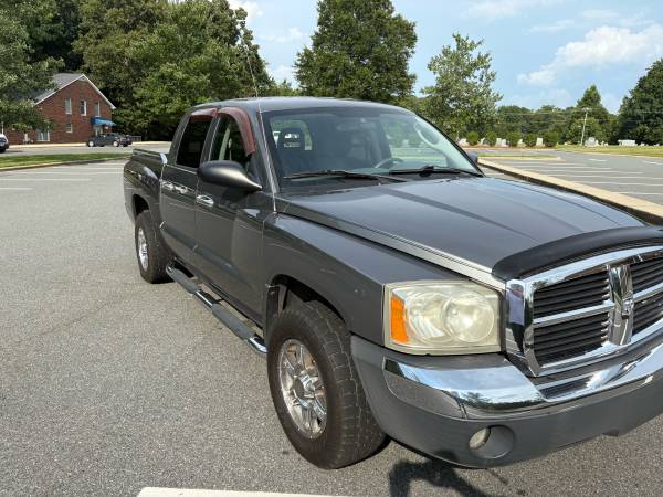 2005 Dodge Dakota - $4,500 (Charlotte)63617434774275122