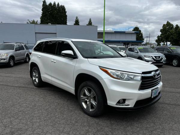 2015 Toyota Highlander - Financing Available! 1