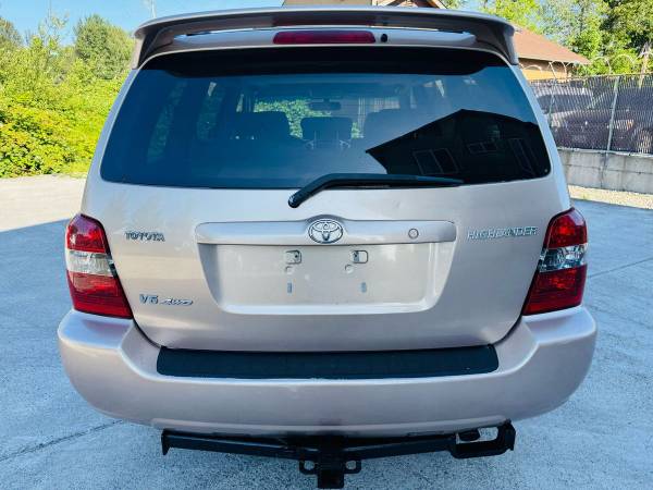 2005 Toyota Highlander - ¡Financiamiento disponible! - $7900.0063623525053057123