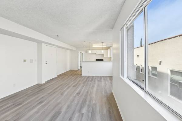 $1,750 / 1br - ¡Disponible ahora! 1 dormitorio 1 baño (Los Ángeles)63655061549953120