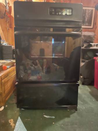 General Electric gas oven broiler 1
