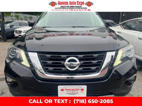 Don't Miss Out on Our 2017 Nissan Pathfinder with 96,748 Mile-long isl - $10,495 (Woodside)63654722080001120