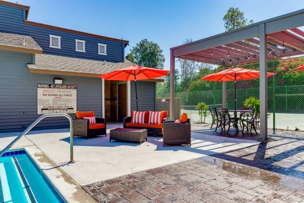 $2,370 / 1br - IMMEDIATE MOVE-IN! EASY TO APPLY, PET FRIENDLY AND MORE! (OCEANSIDE,VISTA)63878583667713120