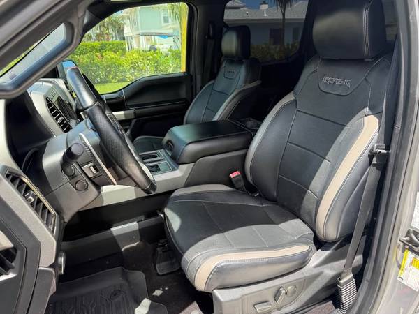 2018 Ford F150 SVT Raptor - Photo 13