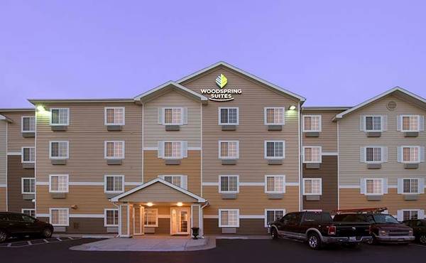 1st Week Manager's Special - A Smart Apartment Alternative! 1