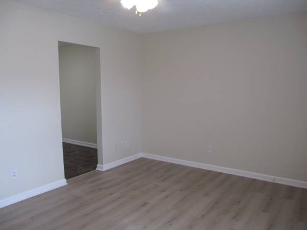 $995 / 2br - 900ft2 - EXPERIENCE FAMILY LIVING IN A 2BR/1BA TOWNHOUSE AT AN AFFORDABLE PRICE (COME HOME AND RELAX IN A CUTE COMFORTABLE TOWNHOUSE 2BR/1BA)63813013138177121