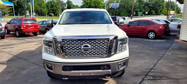 💥💥 2017 NISSAN TITAN PLATINUM RESERVE * BUY -TRADE -FINANCE -WARRANT - $25,995 (www.BICKEL BROS AUTO SALES.com)63621807361027123