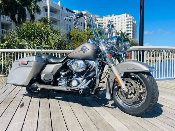 2009 Harley Davidson Road King 45Kmls great project FINANCING YES