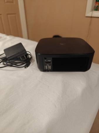 Monument photo personal cloud backup device 1