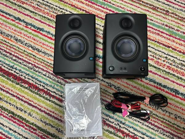 PreSonus Eris E3.5 (Pair) Powered Studio Monitors + Manuals/Cables 1