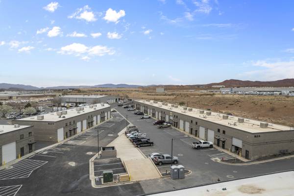 $11,000 / 11000ft2 - 11,000 sqft CLIMATE CONTROLLED Warehouse Space for Rent Lease Flex (By Walmart Distribution Center)63932585586946122