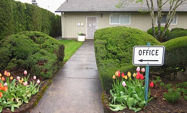$889 / 1hab - 650ft2 - Patio/Balcón, Instalaciones de Lavandería, 1/BD (6724 SE 72nd Ave, Portland, OR)63841709202819122