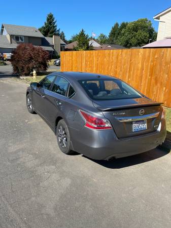 2015 Nissan Altima Edición Especial 100% servicio en concesionario - $7,950 (Vancouver)63616094601089121