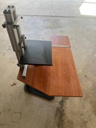 Desktop Standing Desk: Make Your Current Workspace Adjustable 1