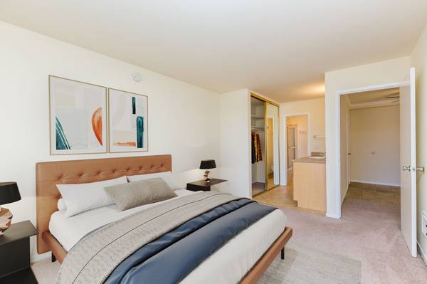 $2,845 / 2br - 968ft2 - Charming Pet-Friendly 2BR/Adams Point/Balcony/GC 1Mons Rent+$95Move-in (oakland east)63928540060291123