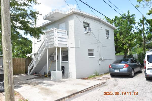 $1,295 / 2br - 576ft2 - 1909 13th Ave S. #A ~ St Pete Duplex!! ~ (St Petersburg)63976136205442120