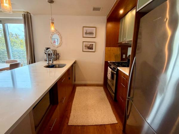 $6,200 / 2br - 2BR/2BA in Williamsburg - Steps from Graham L, with Elevator Gym Patio (Williamsburg)64033458164609124