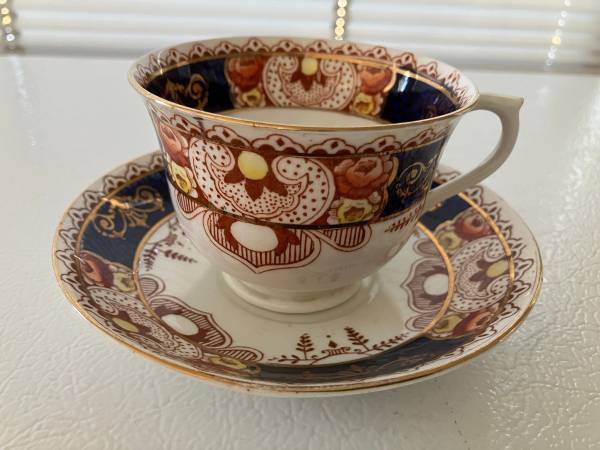 English Bone China - Pre-1943 Collection of Cups/Saucers