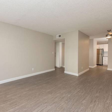 $2,020 / 3br - 1136ft2 - Stainless Steel Appliances, Pet Friendly, Pool View, W/D (Greenhaven/Pocket)63791129439363122