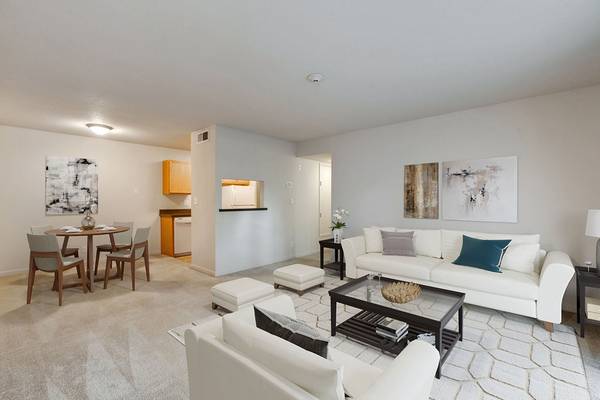 $2,400 / 1br - 701ft2 - Laundry, Green and flowered areas, 1/BD (danville / san ramon)63671991500929121