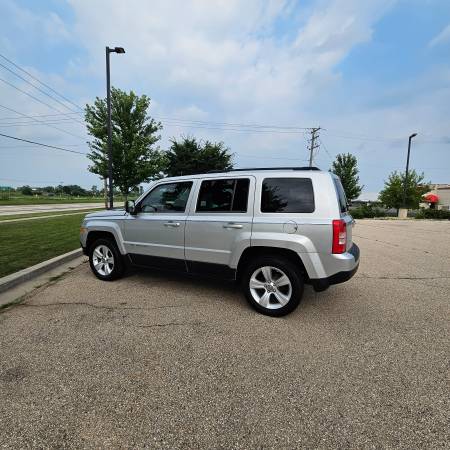 NEED A CAR TODAY? BAD CREDIT? NO CREDIT? STOP PAYING FOR UBERS! - $500 (KENOSHA-RACINE)63470430907393122