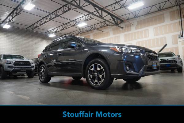 2018 *Subaru* *Crosstrek *2.0i Premium CVT* Dark Gray M 1
