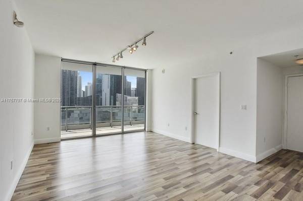$3,250 / 1br - 810ft2 - IVY UNO DE UN DORMITORIO BRICKELL (IVY BRICKELL)63906441881731120