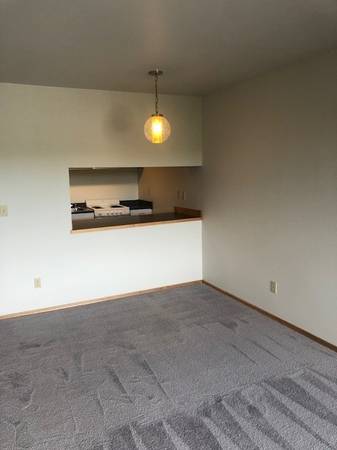 $1,595 / 1br - Barrio Universitario 1 bd - Narvik ~ ¡Camina hasta University Village! (Barrio Universitario)63659710973569122