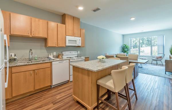 $1,216 / 1br - 700ft2 - Sueña más grande, vive mejor: ¡Mudate hoy! (Covington - Cerca del centro de Covington)64045868836097120