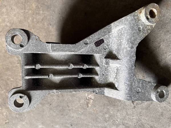 Automatic Transmission Mount 1