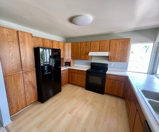 $5,995 / 3br - 1577ft2 - Casa en Hawaii Kai en Niumalu Loop (Hawaii Kai)63686727185155124
