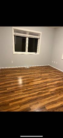 $1550.00 / 2br - 1100ft2 - 2 bedroom 1 bath with a garage in city limits63991794549123124